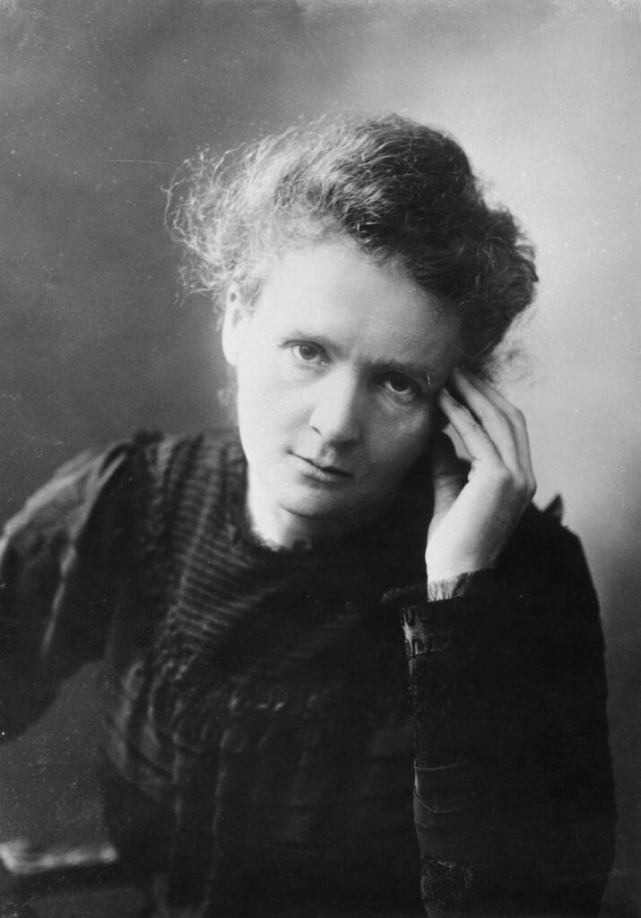 Marie Curie, ~1900, Copyright: Public Domain